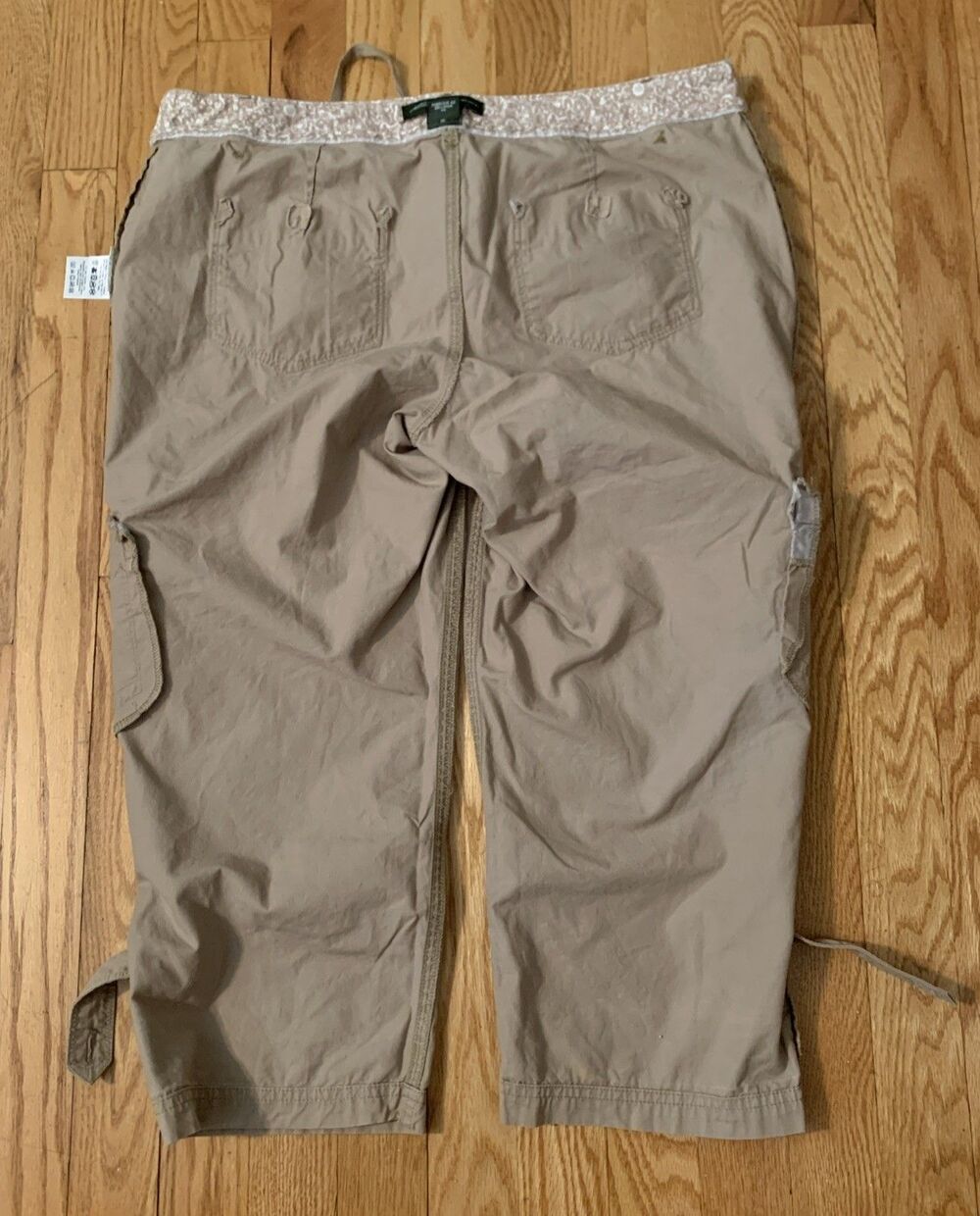 Eddie Bauer Capri Cargo Pants Womens 8P Petite Beige Outdoor Hiking 34x20.5 - Picture 9 of 12